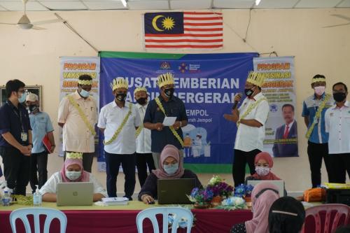 PROGRAM VAKSINASI COVID-19 DI KALANGAN PEMIMPIN MASYARAKAT ORANG ASLI DI KAMPUNG ORANG ASLI PANCHOR, DAERAH JEMPOL, NEGERI SEMBILAN