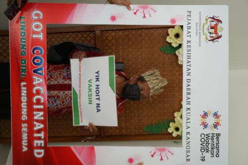 Vaksin Covid-19 di Orang Asli One Stop Centre (OAOSC), Sungai Siput, Perak