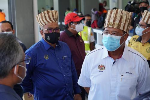 Vaksin Covid-19 di Orang Asli One Stop Centre (OAOSC), Sungai Siput, Perak