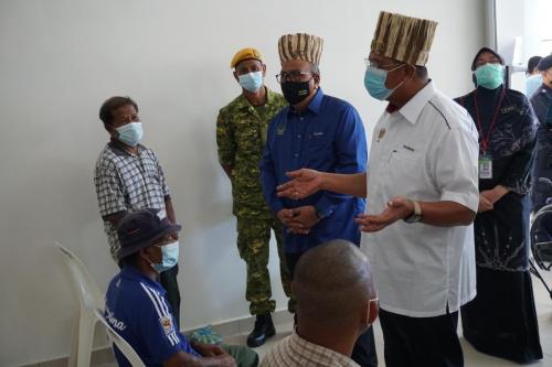 Vaksin Covid-19 di Orang Asli One Stop Centre (OAOSC), Sungai Siput, Perak