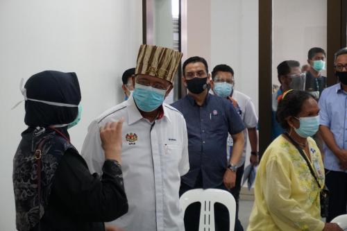 Vaksin Covid-19 di Orang Asli One Stop Centre (OAOSC), Sungai Siput, Perak