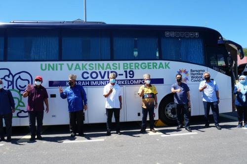 Vaksin Covid-19 di Orang Asli One Stop Centre (OAOSC), Sungai Siput, Perak