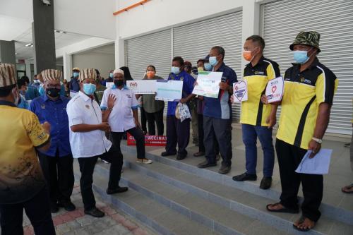 Vaksin Covid-19 di Orang Asli One Stop Centre (OAOSC), Sungai Siput, Perak