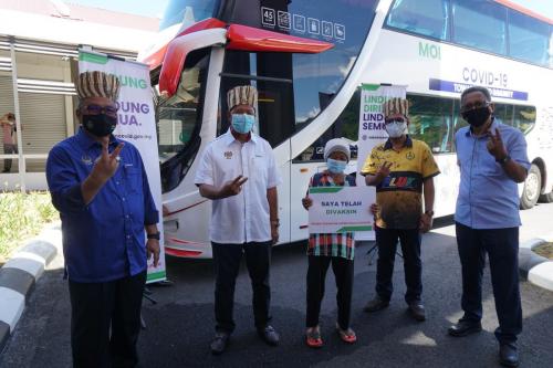 Vaksin Covid-19 di Orang Asli One Stop Centre (OAOSC), Sungai Siput, Perak