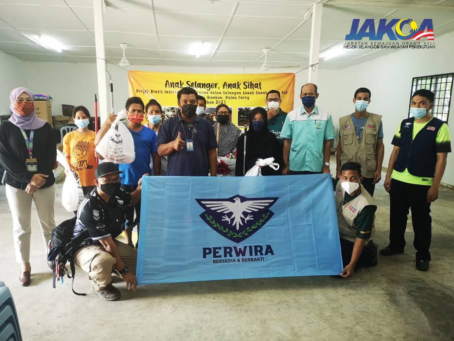 Sumbangan keperluan asas mangsa banjir di KOA Sungai Bumbun, KOA Kepau Laut, KOA Sungai Rambai dan KOA Sungai Judah