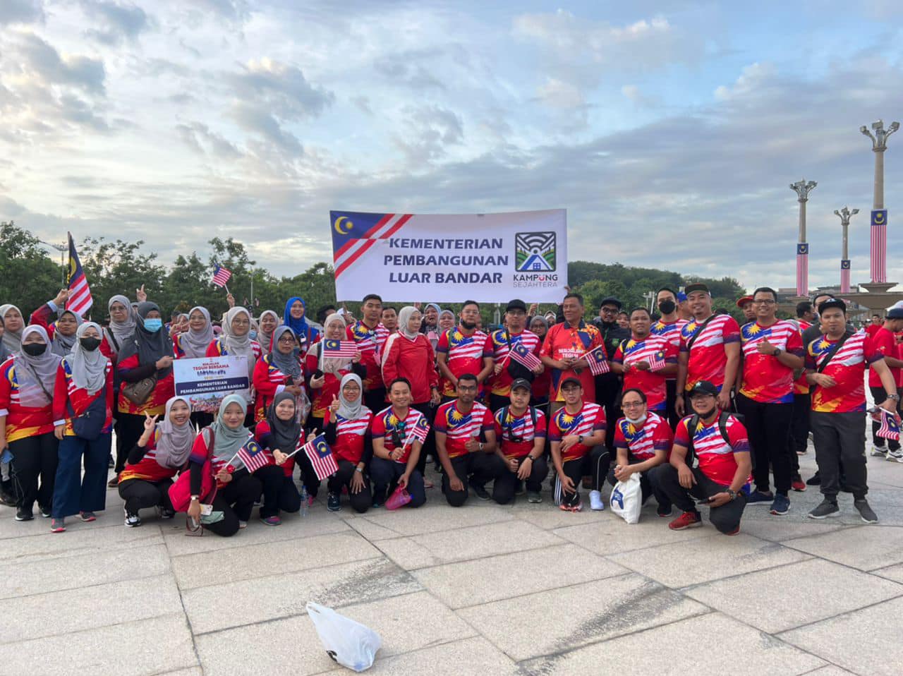 Majlis Pelancaran Bulan Kebangsaan Dan Kibar Jalur Gemilang
