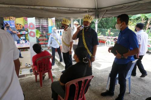 PROGRAM VAKSINASI COVID-19 DI KALANGAN PEMIMPIN MASYARAKAT ORANG ASLI DI KAMPUNG ORANG ASLI PANCHOR, DAERAH JEMPOL, NEGERI SEMBILAN