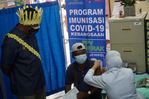 PROGRAM VAKSINASI COVID-19 DI KALANGAN PEMIMPIN MASYARAKAT ORANG ASLI DI KAMPUNG ORANG ASLI PANCHOR, DAERAH JEMPOL, NEGERI SEMBILAN