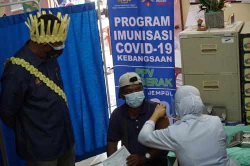 PROGRAM VAKSINASI COVID-19 DI KALANGAN PEMIMPIN MASYARAKAT ORANG ASLI DI KAMPUNG ORANG ASLI PANCHOR, DAERAH JEMPOL, NEGERI SEMBILAN