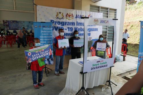 Program Vaksinasi COVID19 Di Kalangan Pemimpin Masyarakat Orang Asli Di Kampung Orang Asli Tanah Abang, Daerah Mersing, Johor