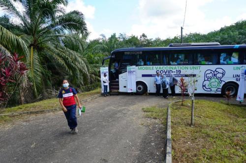 Program Vaksinasi COVID19 Di Kalangan Pemimpin Masyarakat Orang Asli Di Kampung Orang Asli Tanah Abang, Daerah Mersing, Johor