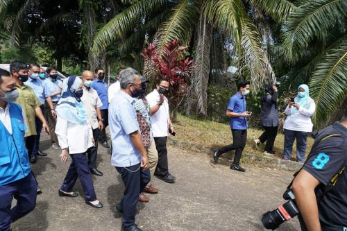 Program Vaksinasi COVID19 Di Kalangan Pemimpin Masyarakat Orang Asli Di Kampung Orang Asli Tanah Abang, Daerah Mersing, Johor