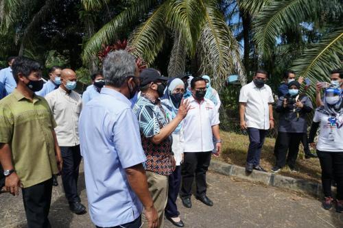 Program Vaksinasi COVID19 Di Kalangan Pemimpin Masyarakat Orang Asli Di Kampung Orang Asli Tanah Abang, Daerah Mersing, Johor