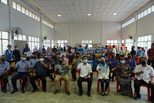 Program Vaksinasi COVID19 Di Kalangan Pemimpin Masyarakat Orang Asli Di Kampung Orang Asli Tanah Abang, Daerah Mersing, Johor