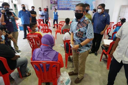 Program Vaksinasi COVID19 Di Kalangan Pemimpin Masyarakat Orang Asli Di Kampung Orang Asli Tanah Abang, Daerah Mersing, Johor