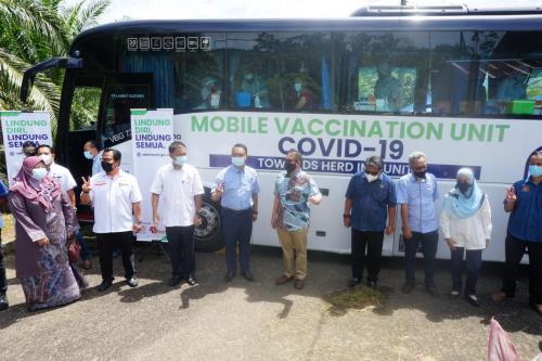 Program Vaksinasi COVID19 Di Kalangan Pemimpin Masyarakat Orang Asli Di Kampung Orang Asli Tanah Abang, Daerah Mersing, Johor