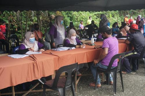 PROGRAM OUTREACH VAKSINASI MASYARAKAT ORANG ASLI DI WILAYAH KESEDAR