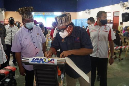 PROGRAM OUTREACH VAKSINASI MASYARAKAT ORANG ASLI DI WILAYAH KESEDAR