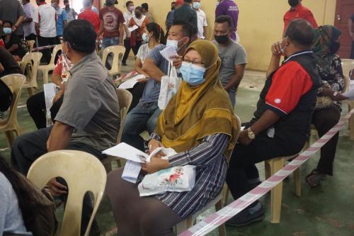 PROGRAM OUTREACH VAKSINASI MASYARAKAT ORANG ASLI DI WILAYAH KESEDAR