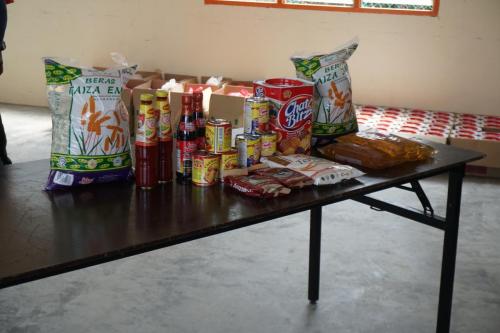 Penghantaran bantuan bakul makanan kepada masyarakat Orang Asli Negeri Johor bagi tempoh PKP 3.0