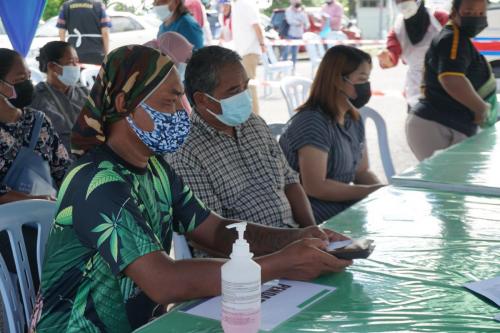 Program Vaksinasi Masyarakat Orang Asli Taman Desa Kemandol