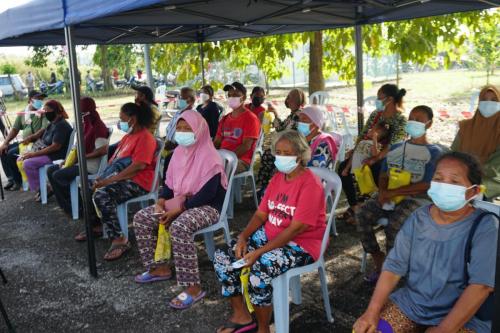 Program Vaksinasi Masyarakat Orang Asli Taman Desa Kemandol