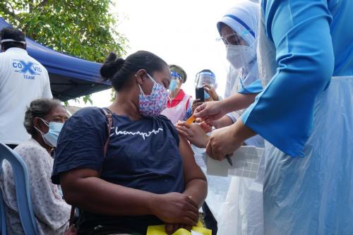 Program Vaksinasi Masyarakat Orang Asli Taman Desa Kemandol