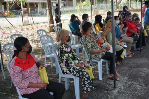 Program Vaksinasi Masyarakat Orang Asli Taman Desa Kemandol