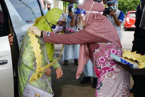 Program Vaksinasi Masyarakat Orang Asli Taman Desa Kemandol