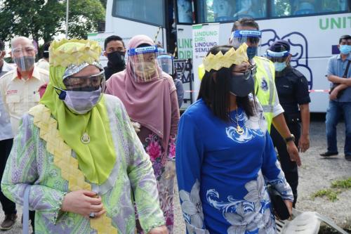 Program Vaksinasi Masyarakat Orang Asli Taman Desa Kemandol