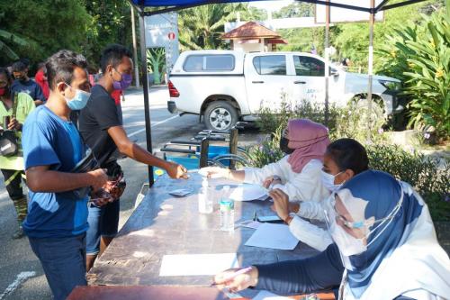 Program Outreach Vaksinasi Covid-19 KOA Lata Kinjang Banjaran Tapah